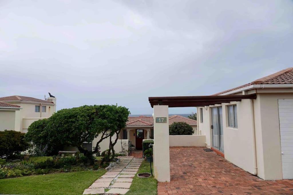 Vila Whales & Waves Hermanus Exteriér fotografie