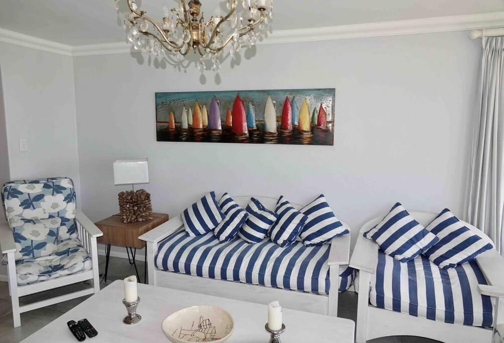 Vila Whales & Waves Hermanus Exteriér fotografie